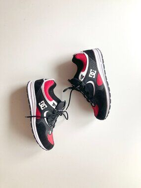 DC SHOES Kalis Lite Black Red White Low Top Skate Shoe Sneakers, Size 9/42